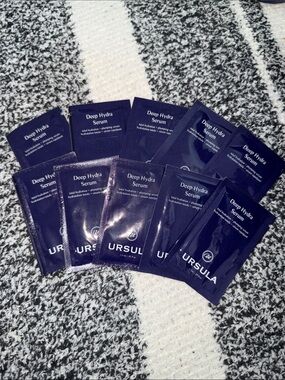 Ursula Deep Hydra Serum On The Go Travel Packs